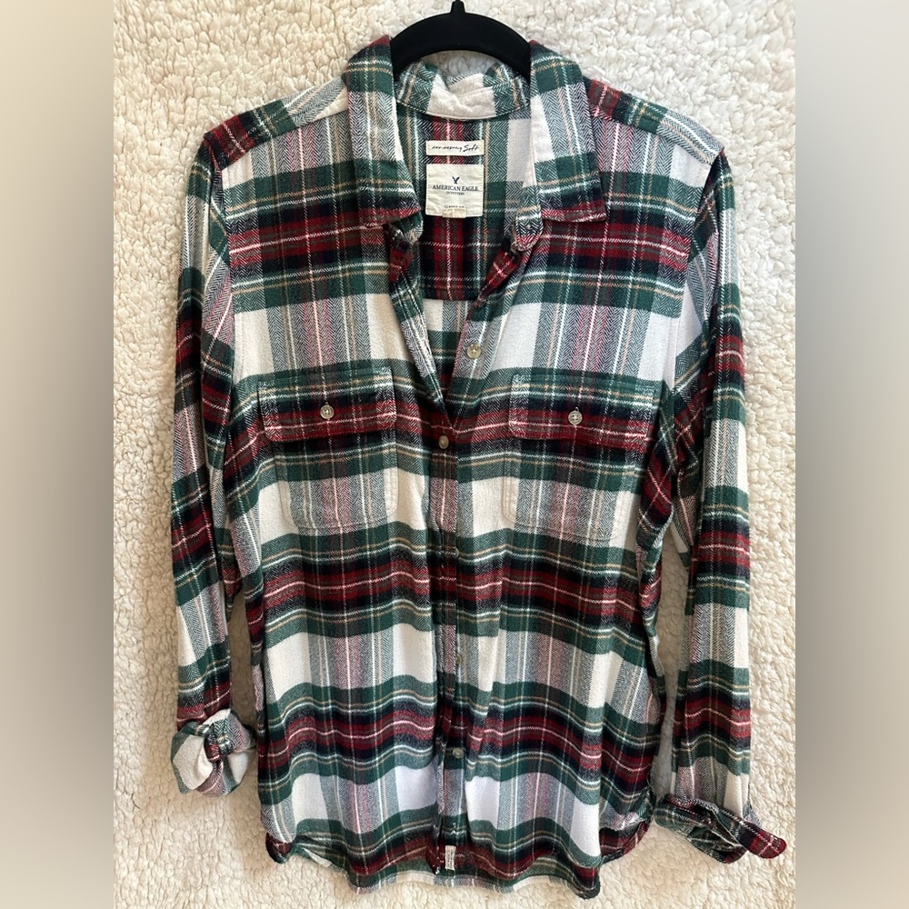 American Eagle Outfitters Green and Red Plaid Shirt